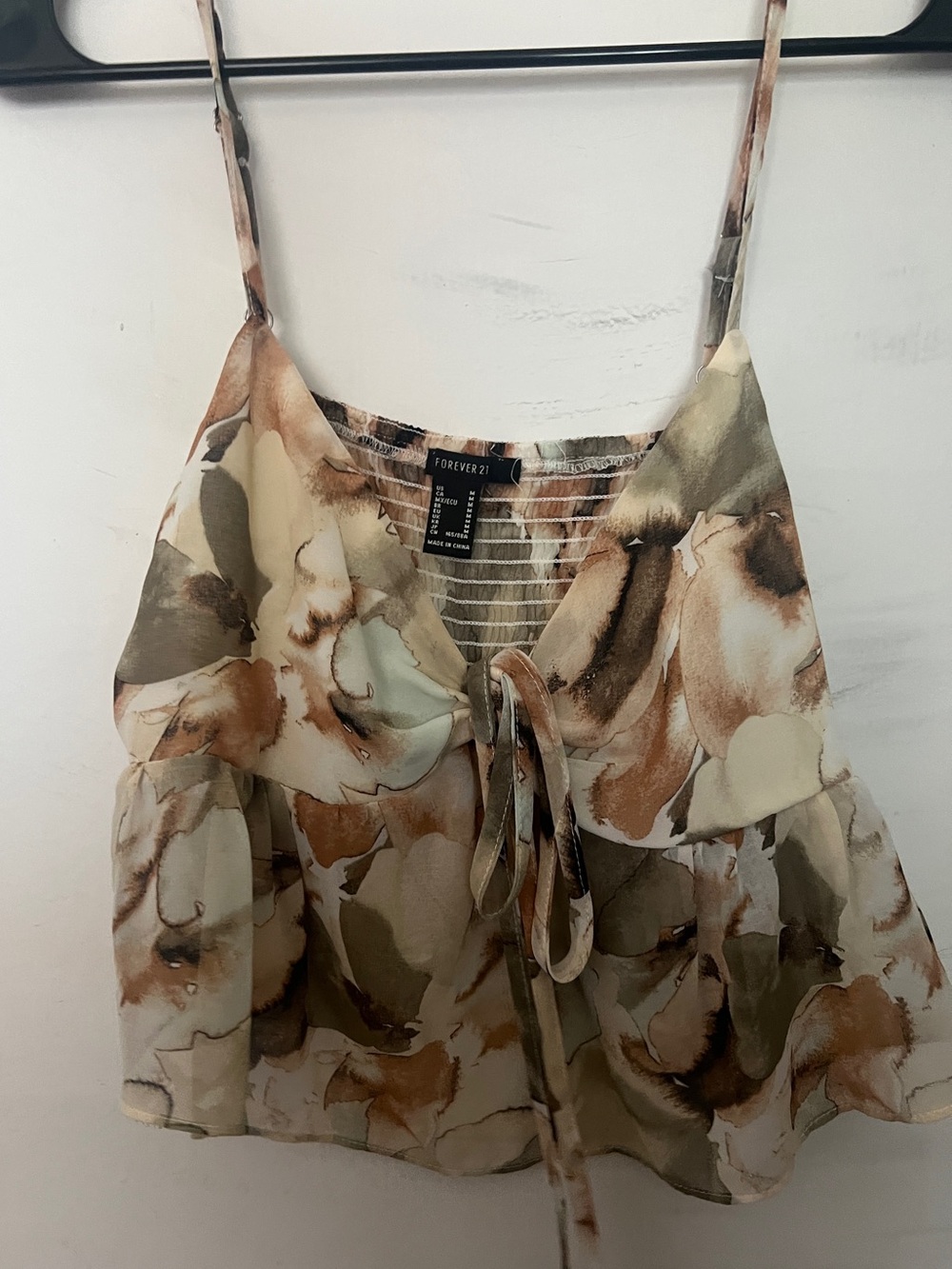 Forever 21 Watercolor Floral Tie-Front Cami in Cream, Olive & Brown
